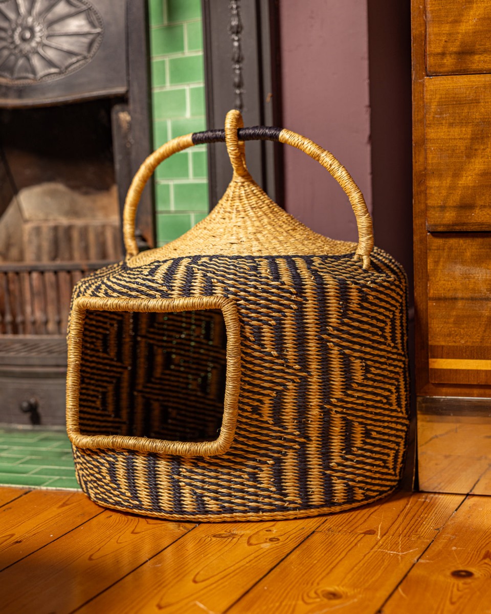 Zabzugu Handwoven Cat Basket — Hiro + Wolf — Petalby