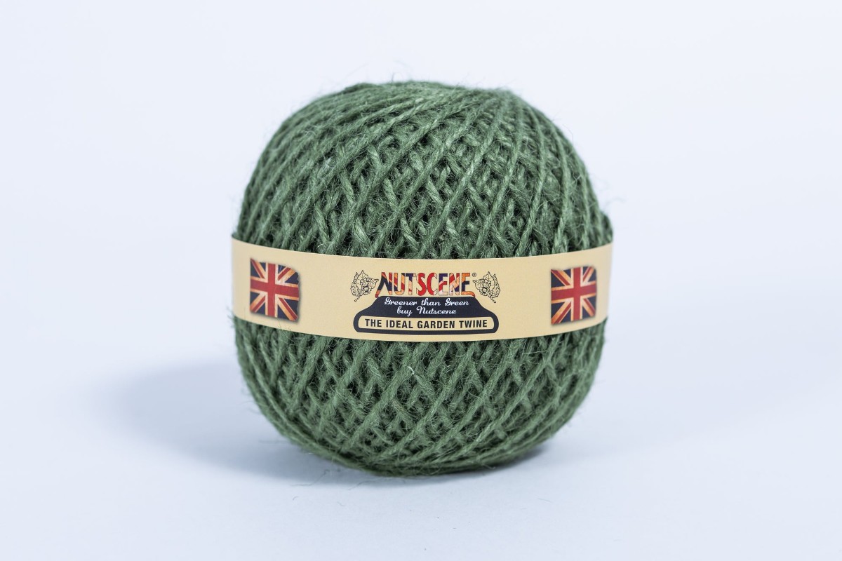 Twine Holder & Dispenser with Cutter — Nutscene — Petalby